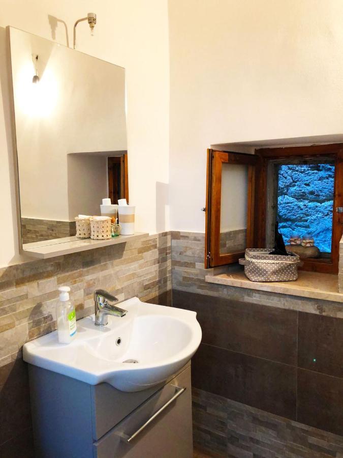 Le Casette Di Civitella- La Casa Di Rolando E Gina Leilighet Civitella Del Lago Eksteriør bilde